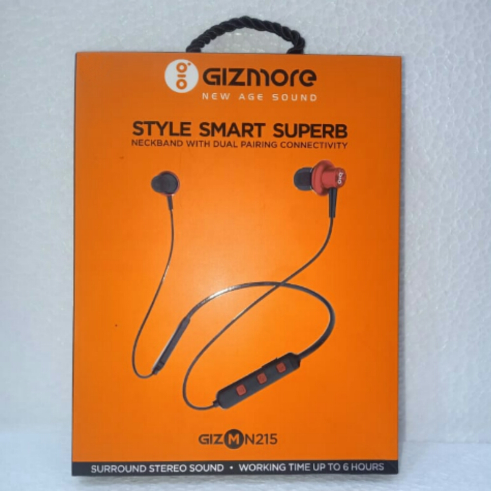 Gizmore neckband top